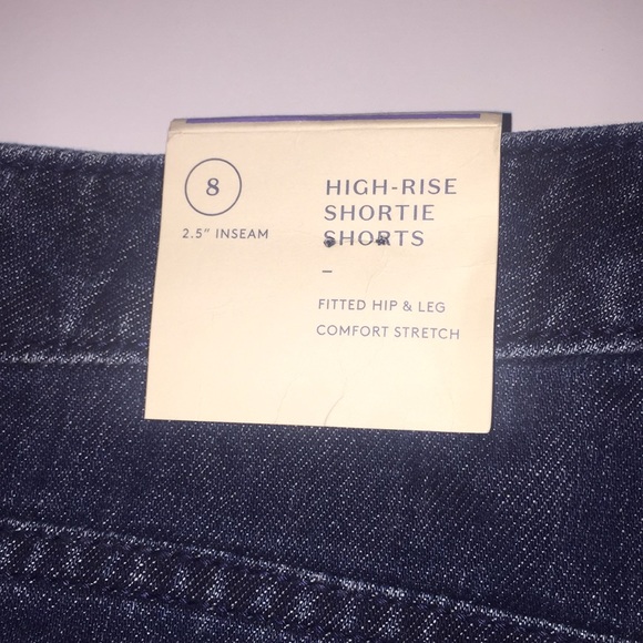 Universal threads High- Rise Shortie Shorts - Picture 3 of 3